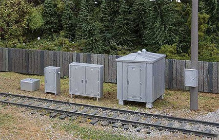 Walthers Scenemaster 4140 HO Scale Vintage Trackside Detail Set -- Kit