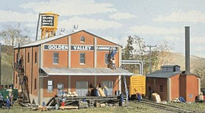 Walthers Cornerstone 3018 HO Scale Golden Valley Canning Company -- Kit - Main Building: 10-1/2 x 8"; Boiler House: 4-3/4 x 3"