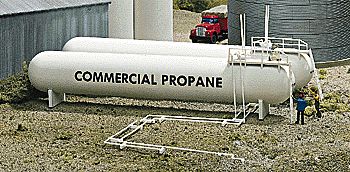 Walthers Cornerstone 3129 HO Scale Propane Tanks -- Kit - Each: 9 x 1-1/2" 22.8 x 3.8cm pkg(2)