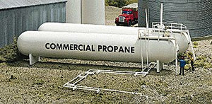 Walthers Cornerstone 3129 HO Scale Propane Tanks -- Kit - Each: 9 x 1-1/2" 22.8 x 3.8cm pkg(2)