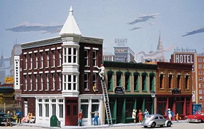 Walthers Cornerstone 3224 N Scale Merchant's Row II -- Kit - 6-1/4 x 3-1/2 x 3-5/8" 15.9 x 8.9 x 9.2cm