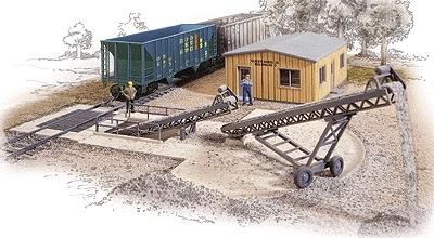 Walthers Cornerstone 3519 HO Scale Bulk Transfer Conveyor -- Kit - Conveyor: 9-11/16 x 5-3/8" 24.6 x 16.7cm