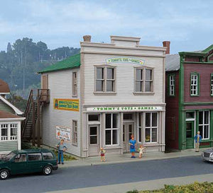 Walthers Cornerstone 3668 HO Scale Tommy's Toys & Games -- Kit - 6-3/4 x 4-1/4 x 5-1/2" 17.1 x 10.8 x 14cm