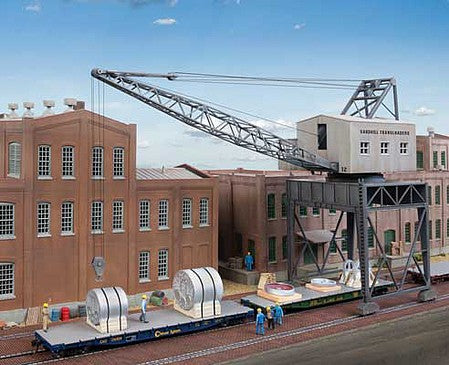 Walthers Cornerstone 4096 HO Scale Traveling Crane with Brick Street -- Kit - Crane: 4 x 4 x 9-1/8", Street Sections: 12-5/8 x 5-1/2"